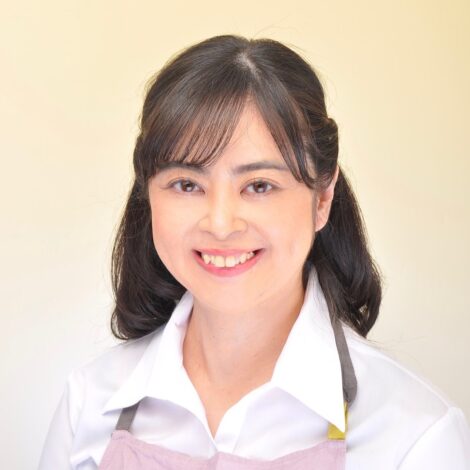 村越 仁美